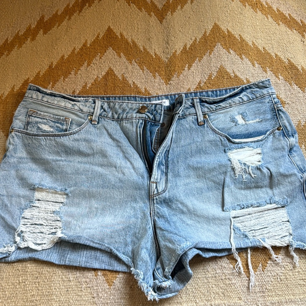 NWOT Good American Jean Shorts